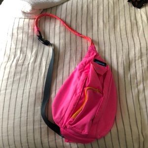 Kavu over the shoulder bag